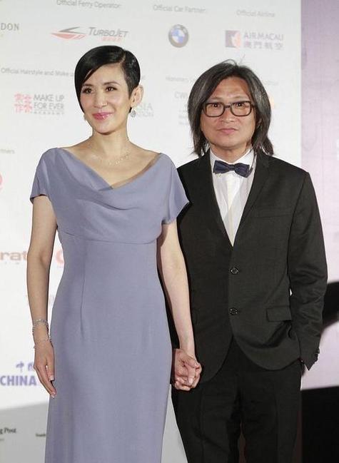 刘嘉玲谈陈可辛和吴君如图标